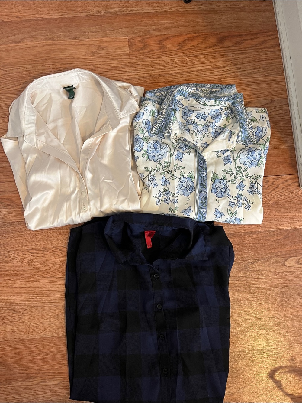 cupcakes & cashmere Blue Floral and Cream Button-Down Top Set